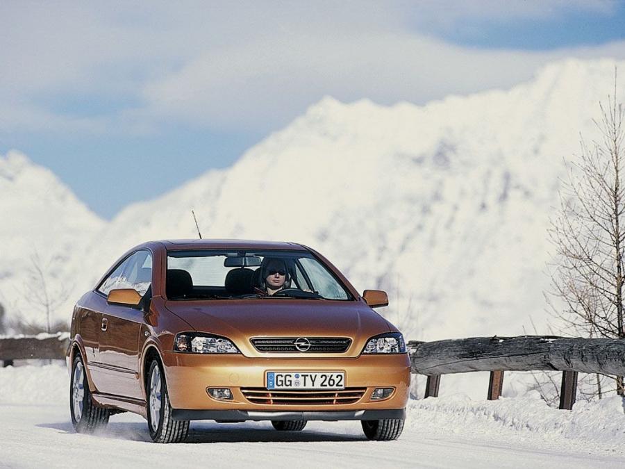  Opel Astra Coupe (G) 2000 года  (фото 34 из 42)